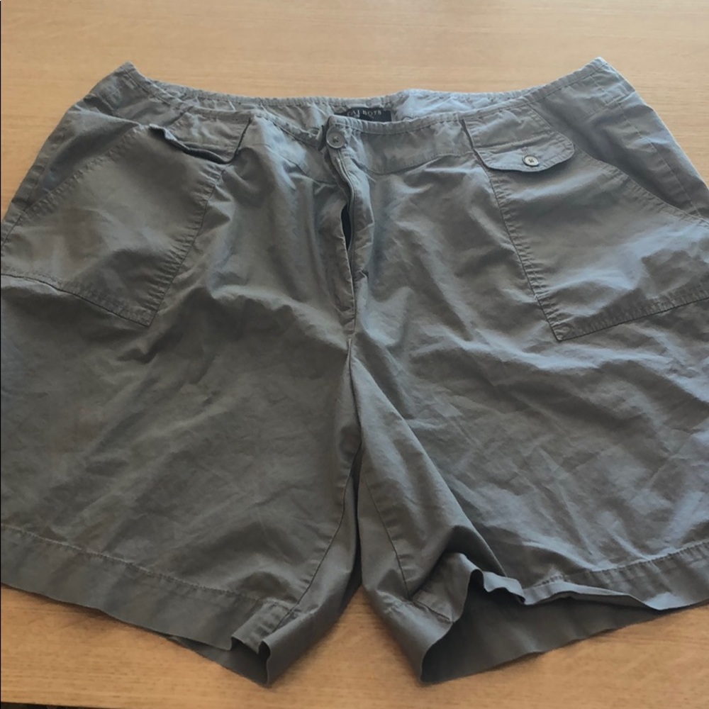 Talbots Women’s Shorts Size 22 W